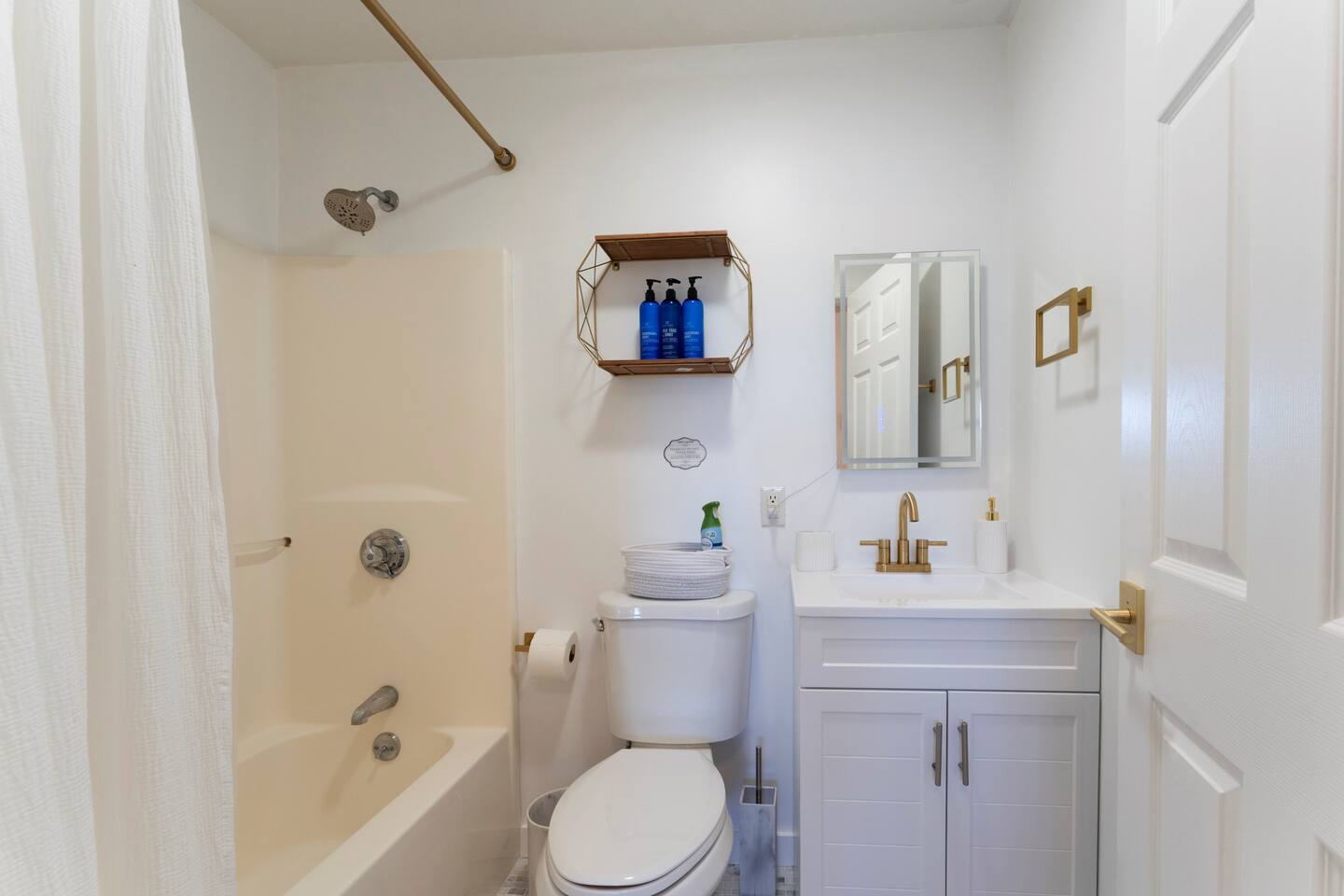 Acadia 1BR Suite1