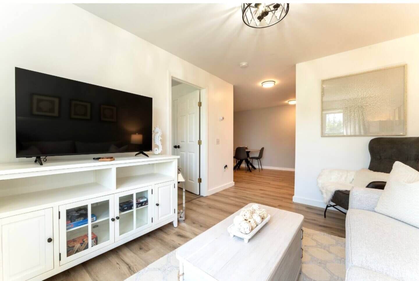 Charming Stay11_converted