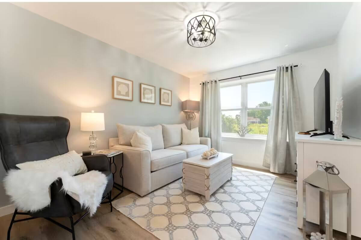 Charming Stay15_converted