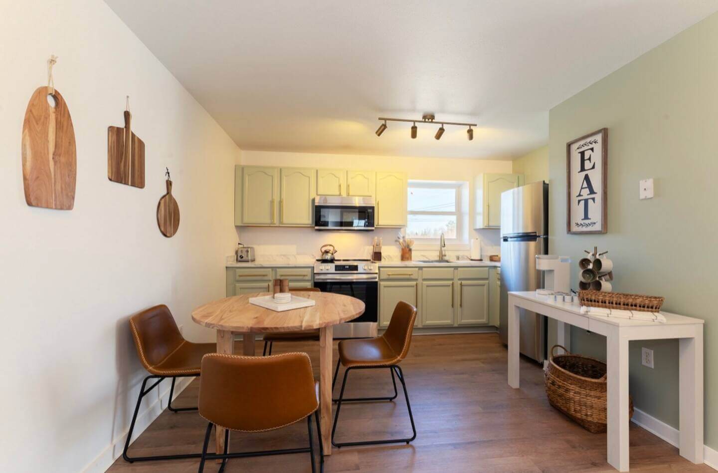 Cozy Condo6