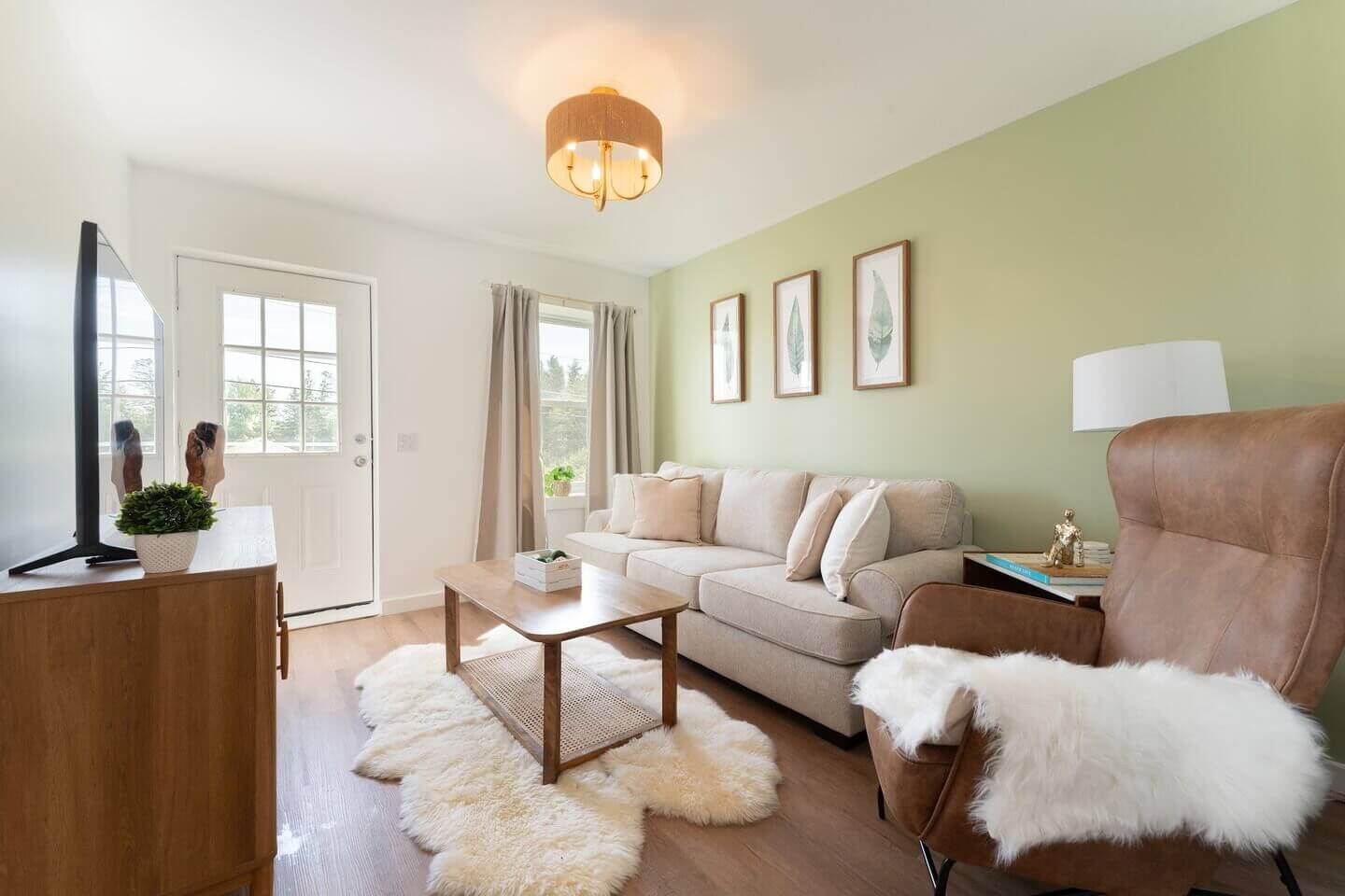 Lovely Condo22_converted