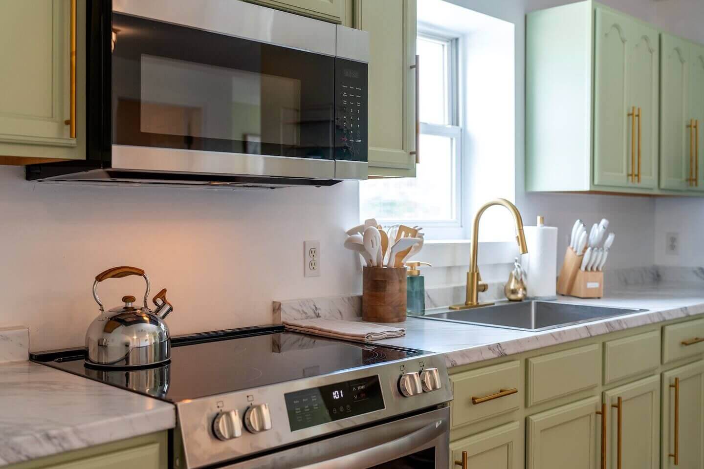 Lovely Condo9_converted